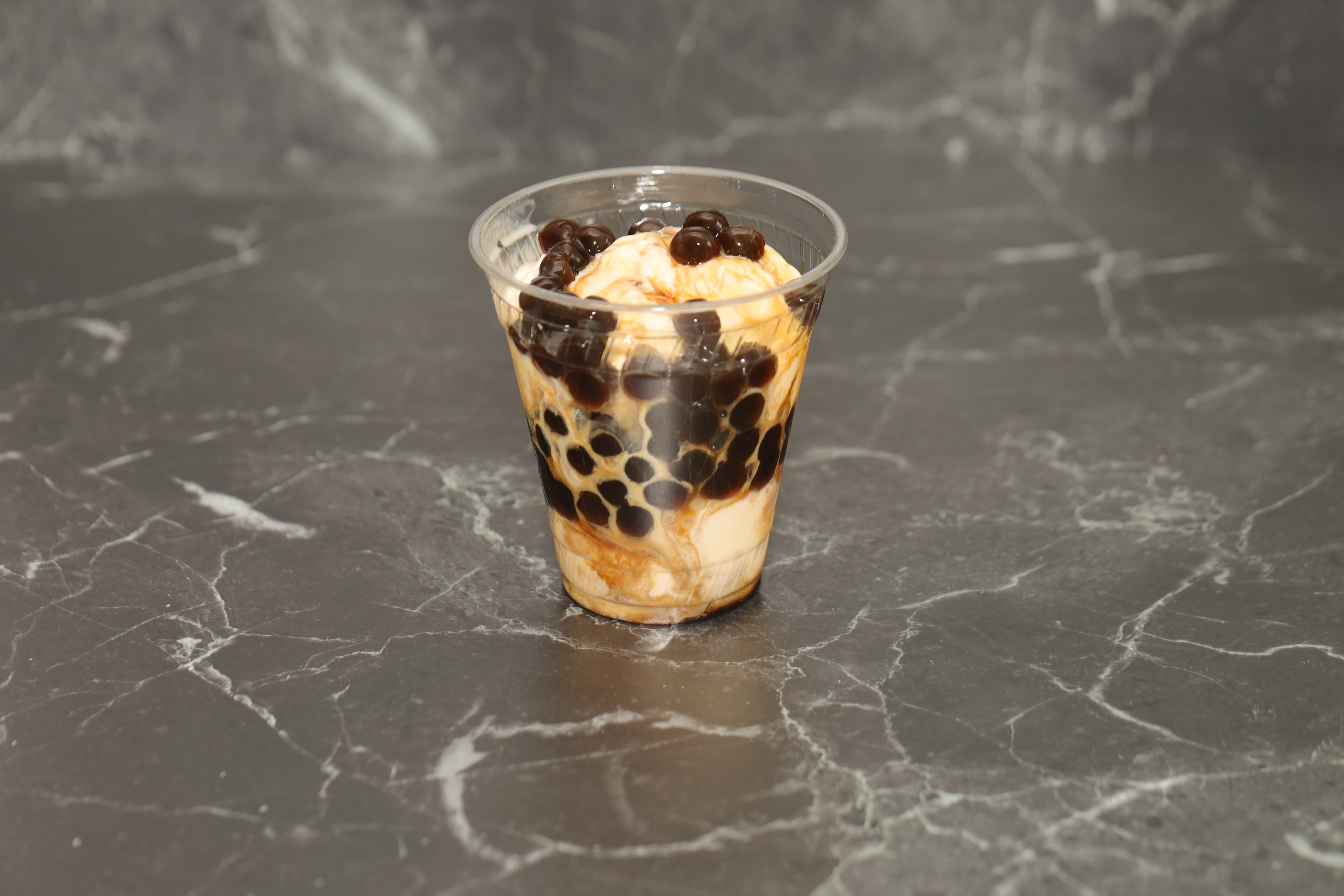 Boba sundae before white balance